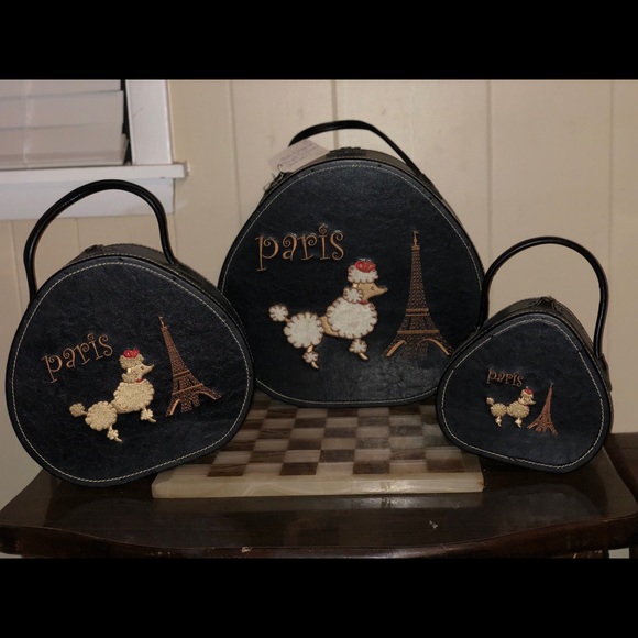 SOLD 1950’s Vintage Suitcase Set SOLD - Picture 11 of 11